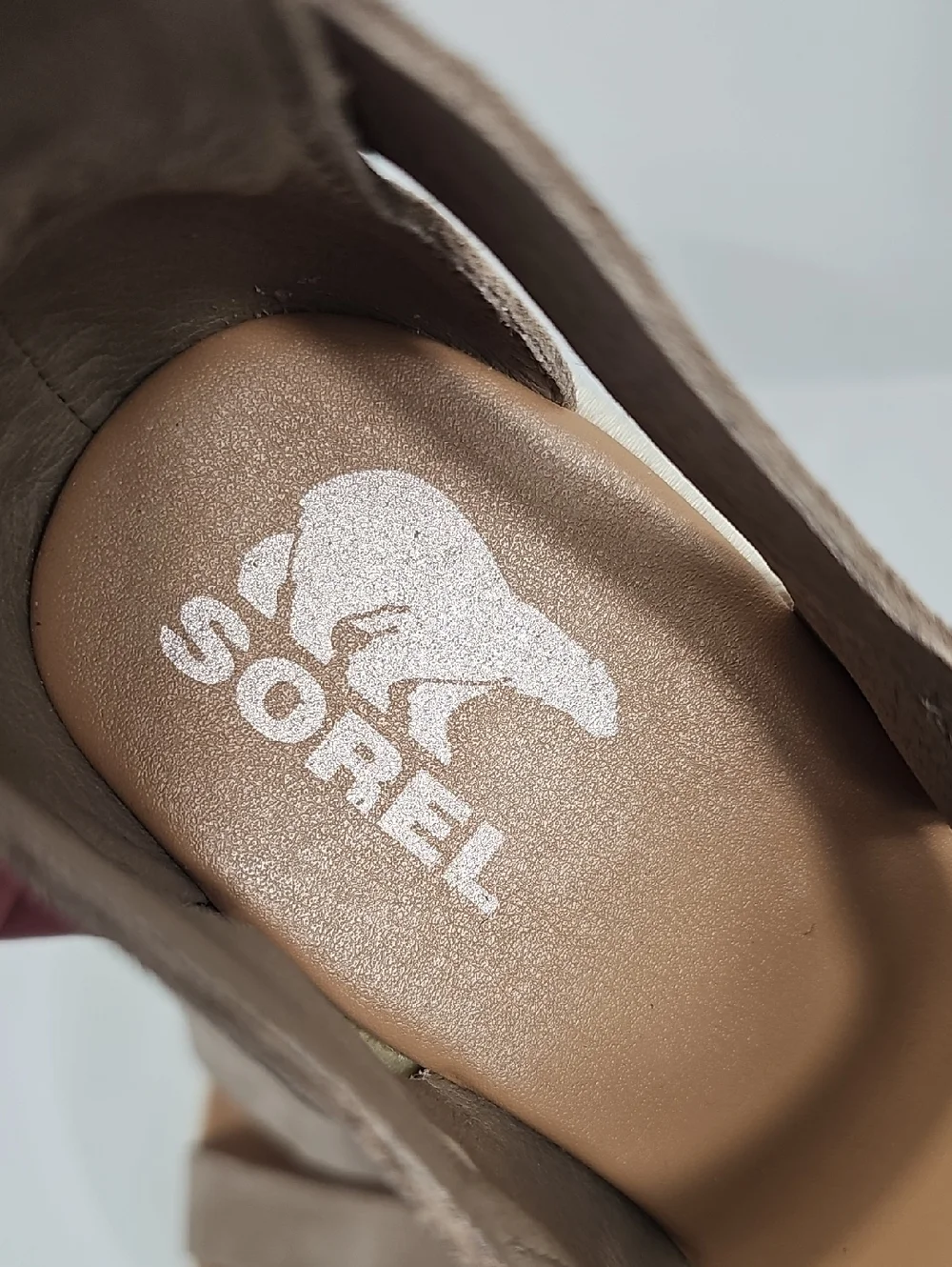 Sorel Cameron Multistrap Wedge Sandals Omega Taupe Suede NIB 11